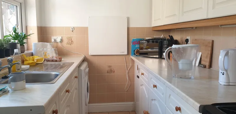 Charming  2 Bed Terraced House // AUG 2026 - Image 6